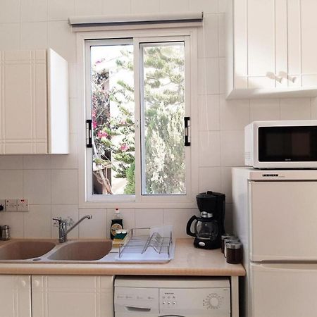 H&O Danaos Sea Breeze Apartment Paphos Ngoại thất bức ảnh