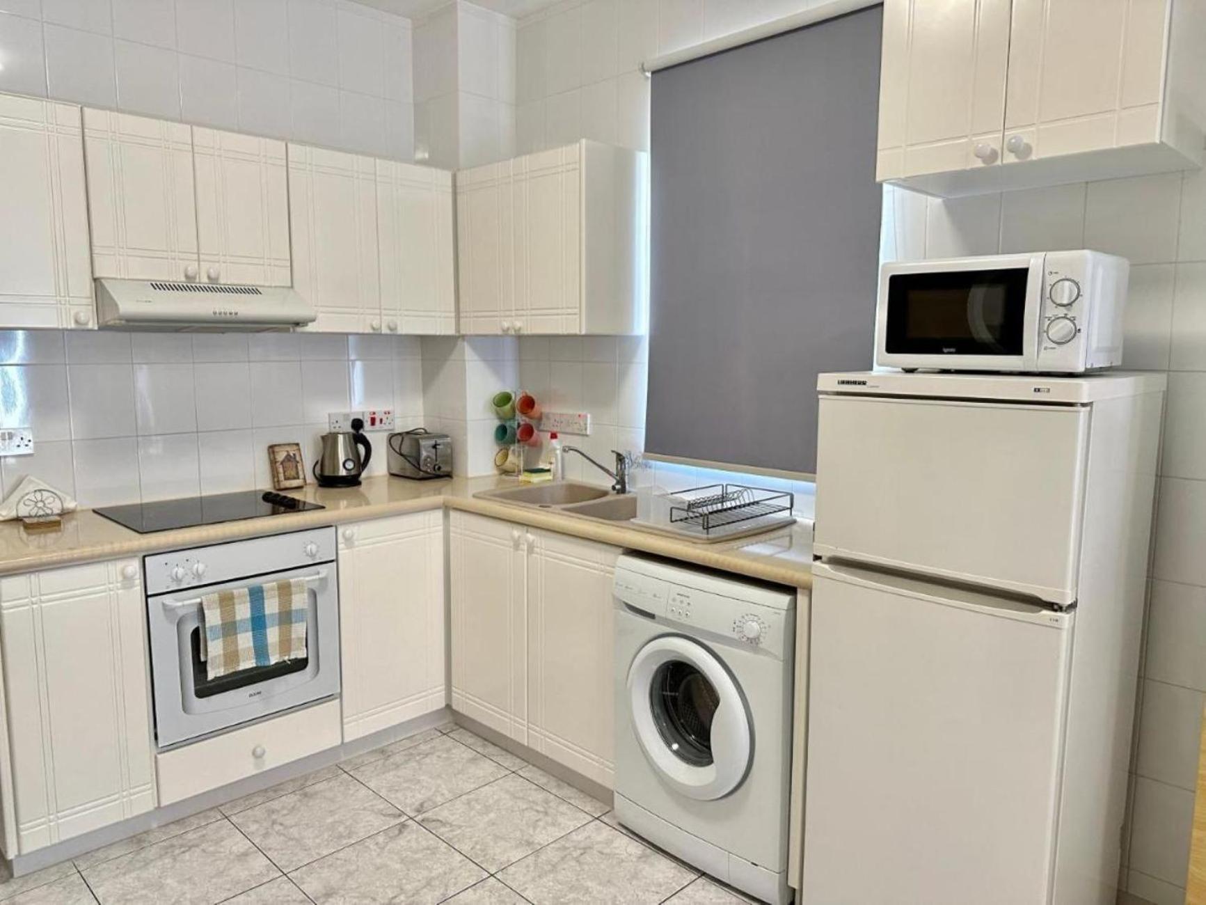 H&O Danaos Sea Breeze Apartment Paphos Ngoại thất bức ảnh