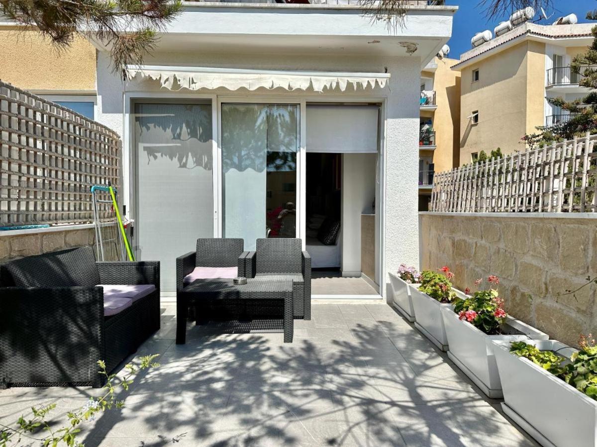 H&O Danaos Sea Breeze Apartment Paphos Ngoại thất bức ảnh