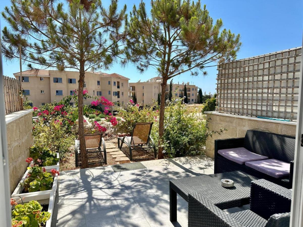 H&O Danaos Sea Breeze Apartment Paphos Ngoại thất bức ảnh