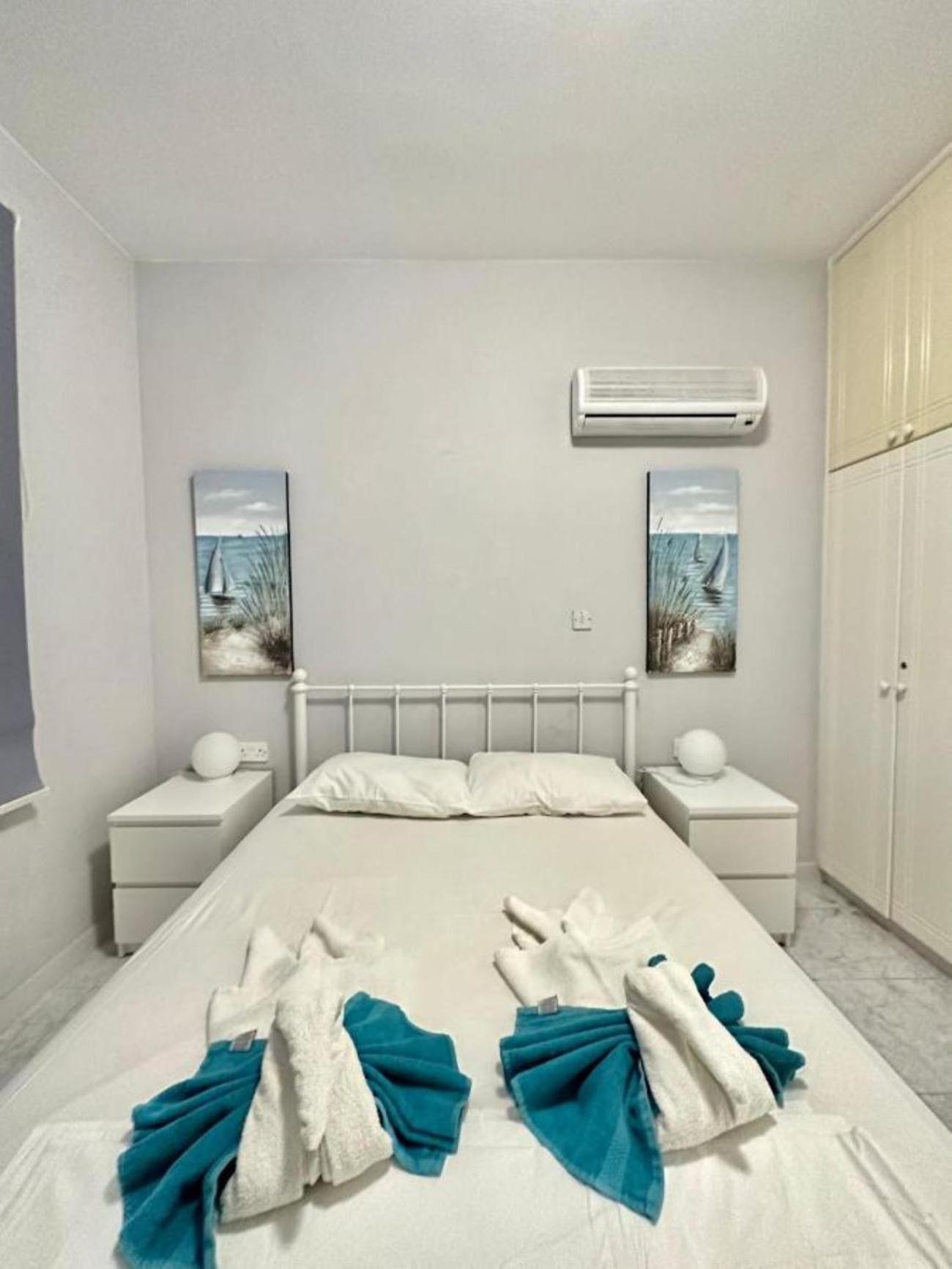 H&O Danaos Sea Breeze Apartment Paphos Ngoại thất bức ảnh
