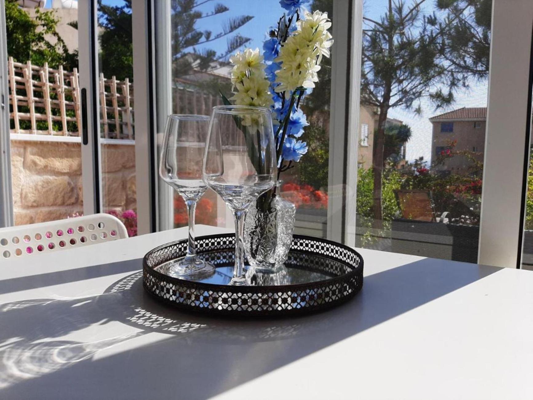 H&O Danaos Sea Breeze Apartment Paphos Ngoại thất bức ảnh