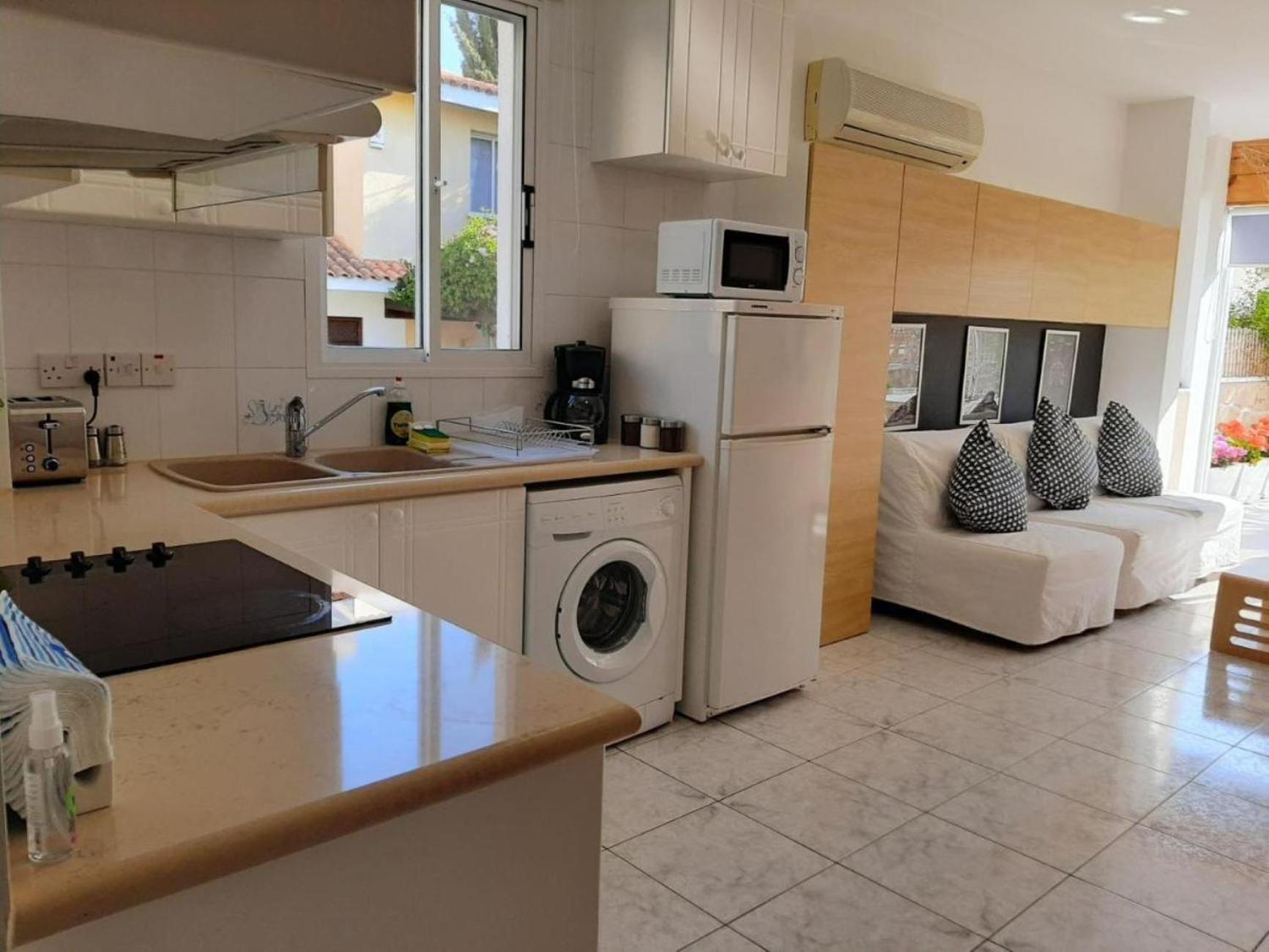 H&O Danaos Sea Breeze Apartment Paphos Ngoại thất bức ảnh