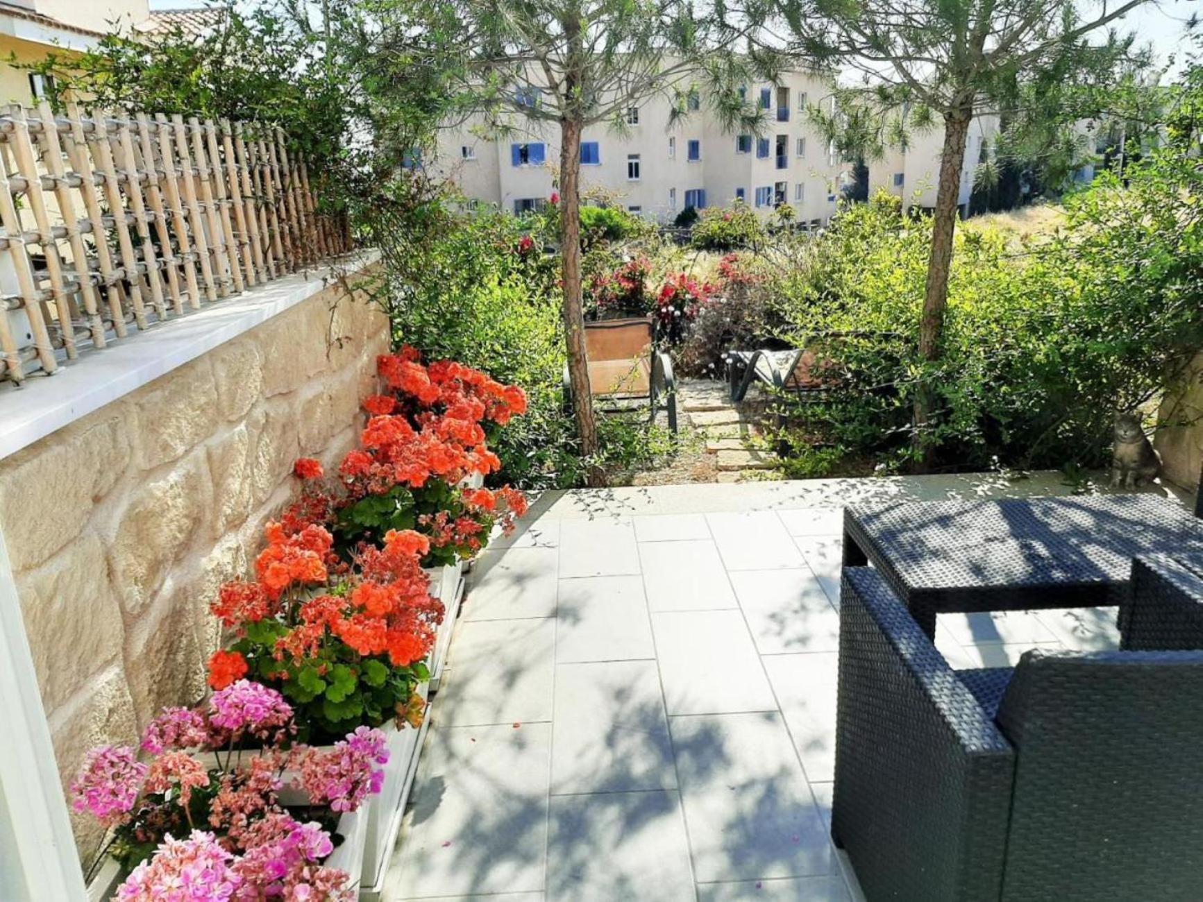 H&O Danaos Sea Breeze Apartment Paphos Ngoại thất bức ảnh