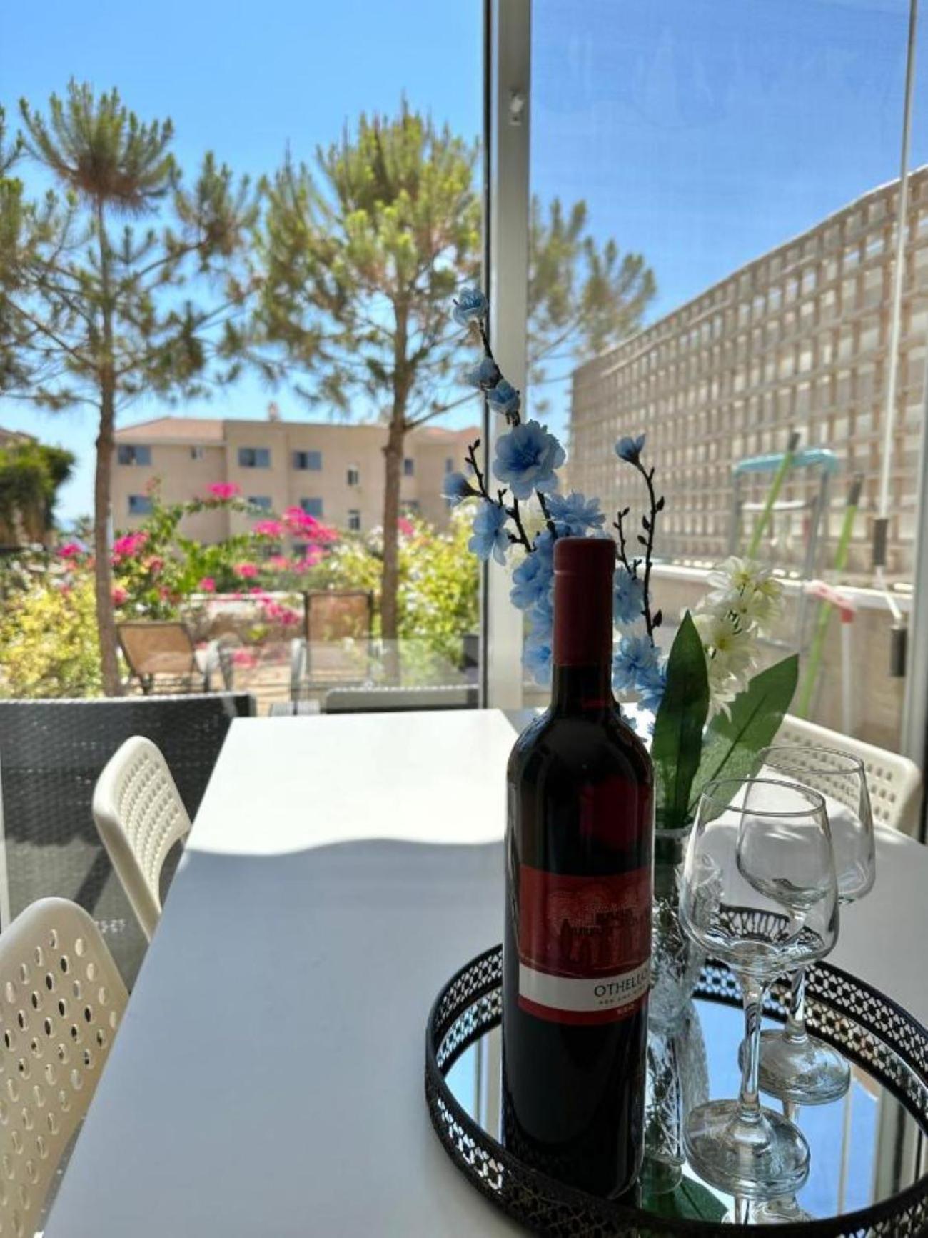H&O Danaos Sea Breeze Apartment Paphos Ngoại thất bức ảnh