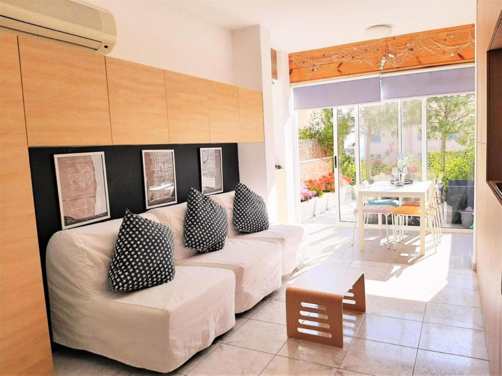 H&O Danaos Sea Breeze Apartment Paphos Ngoại thất bức ảnh
